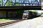 NS 6937 passing under Main Street Bridge, friendly wave from the conductor. 